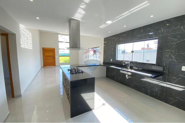 Imagem Casa de Condomínio com 3 Quartos à Venda, 182 m² em Inoa - Maricá