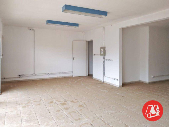 Imagem Galpão para Alugar, 746 m² em São João - Porto Alegre