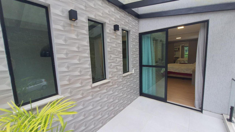 Imagem Casa com 3 Quartos à Venda, 390 m² em Parque Do Ingá - Teresópolis