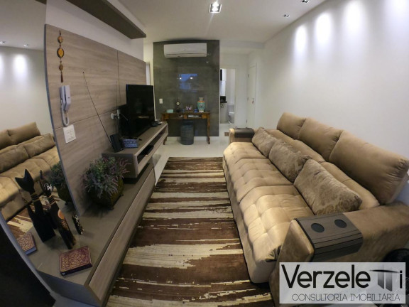 Imagem Apartamento com 2 Quartos à Venda, 77 m² em Centro - Balneário Camboriú
