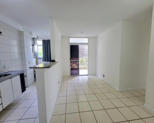 Imagem Imóvel com 2 Quartos à Venda, 48 m² em Anil - Rio De Janeiro Imagem Imóvel com 2 Quartos à Venda, 48 m² em Anil - Rio De Janeiro