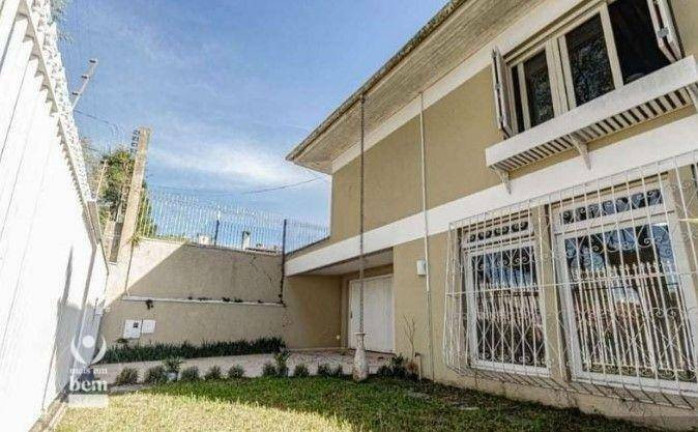 Imagem Casa com 4 Quartos à Venda, 328 m² em Jardim Social - Curitiba