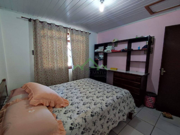 Imagem Casa com 4 Quartos à Venda, 300 m² em Centro - Balneário Barra Do Sul Imagem Casa com 4 Quartos à Venda, 300 m² em Centro - Balneário Barra Do Sul
