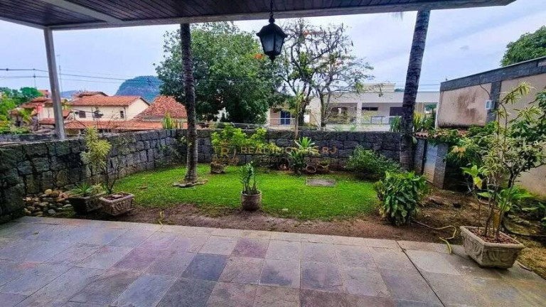 Imagem Casa com 6 Quartos à Venda, 391 m² em Anil - Rio De Janeiro Imagem Casa com 6 Quartos à Venda, 391 m² em Anil - Rio De Janeiro