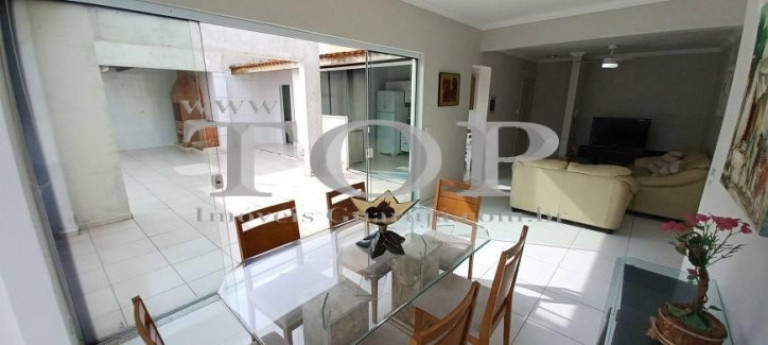 Imagem Cobertura com 3 Quartos à Venda, 114 m² em Tombo - Guarujá
