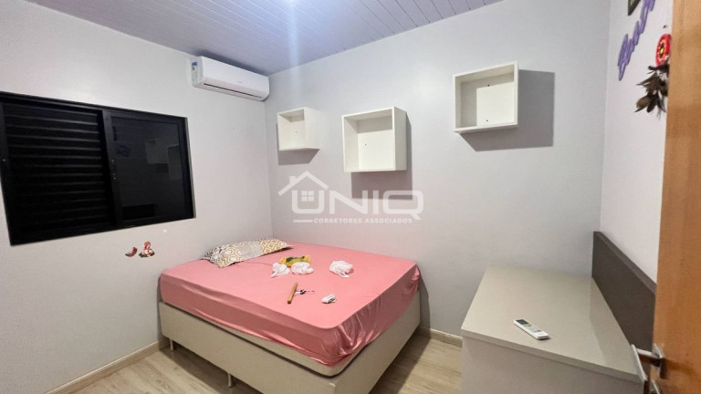 Imagem Casa com 3 Quartos à Venda, 150 m² em Cadorin - Pato Branco Imagem Casa com 3 Quartos à Venda, 150 m² em Cadorin - Pato Branco