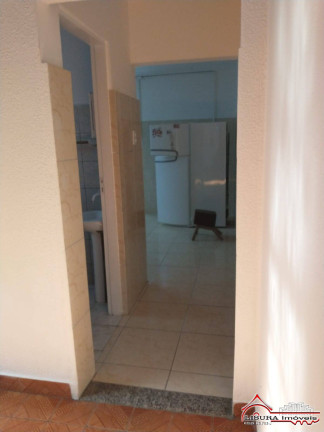 Imagem Casa com 4 Quartos à Venda, 133 m² em Parque Santo Antônio - Jacareí Imagem Casa com 4 Quartos à Venda, 133 m² em Parque Santo Antônio - Jacareí