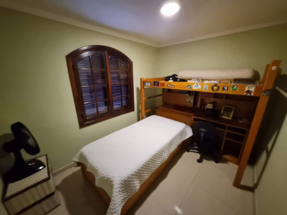 Imagem Sobrado com 5 Quartos à Venda, 254 m² em Metalúrgicos - Osasco Imagem Sobrado com 5 Quartos à Venda, 254 m² em Metalúrgicos - Osasco