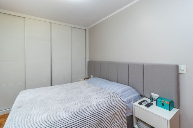 Imagem Apartamento com 3 Quartos à Venda, 93 m² em Petrópolis - Porto Alegre Imagem Apartamento com 3 Quartos à Venda, 93 m² em Petrópolis - Porto Alegre