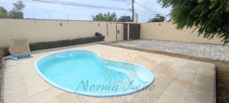 Imagem Casa com 3 Quartos à Venda, 450 m² em Aruana - Aracaju Imagem Casa com 3 Quartos à Venda, 450 m² em Aruana - Aracaju