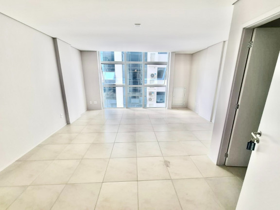Sala Comercial à Venda, 28 m² em Pagani - Palhoça