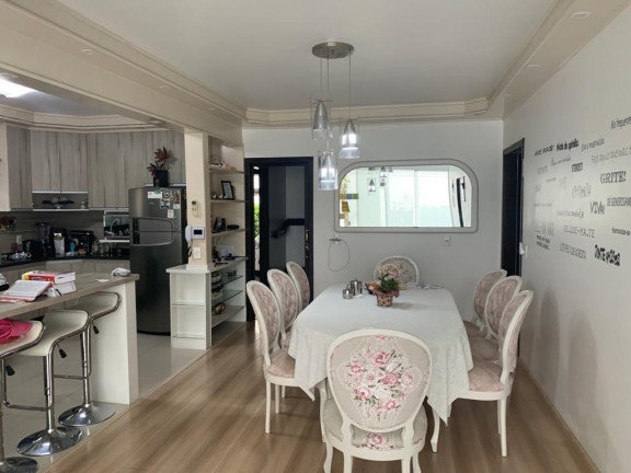 Imagem Casa com 4 Quartos à Venda, 340 m² em Costa E Silva - Joinville
