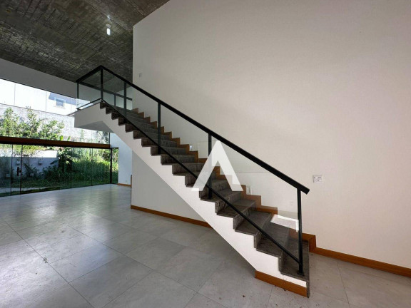 Imagem Casa com 4 Quartos à Venda, 200 m² em Vargem Grande - Teresópolis Imagem Casa com 4 Quartos à Venda, 200 m² em Vargem Grande - Teresópolis