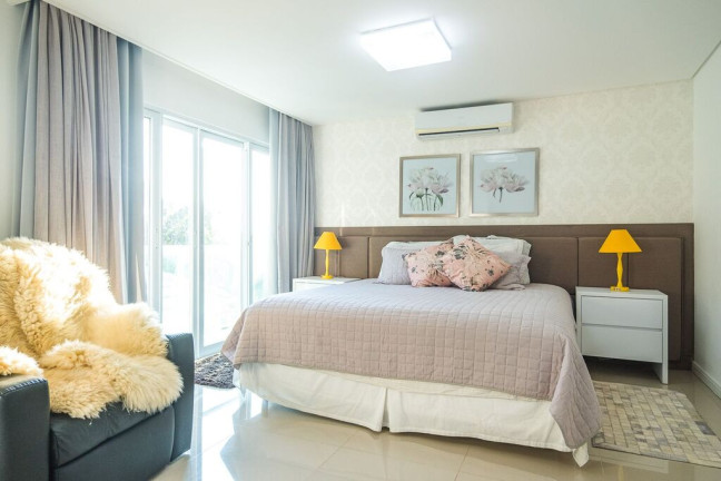 Imagem Casa com 4 Quartos à Venda, 511 m² em Pantanal - Florianópolis Imagem Casa com 4 Quartos à Venda, 511 m² em Pantanal - Florianópolis
