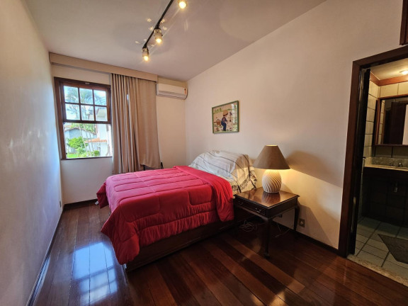 Imagem Casa com 6 Quartos à Venda, 212 m² em Alto - Teresópolis