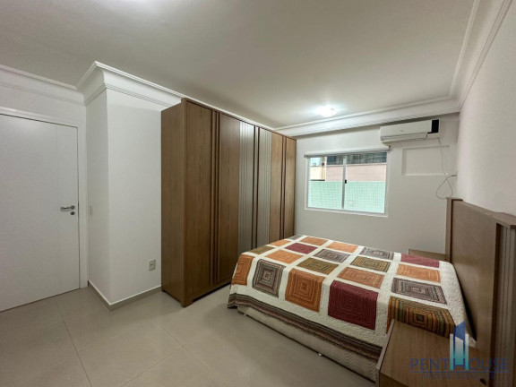 Imagem Apartamento com 2 Quartos à Venda, 130 m² em Centro - Balneário Camboriú