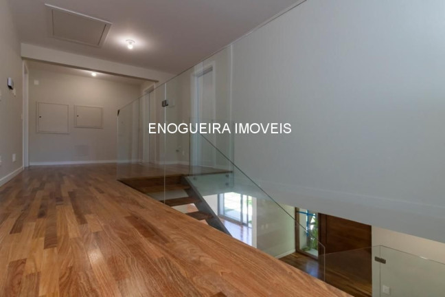 Imagem Sobrado com 4 Quartos à Venda, 370 m² em Alto De Pinheiros - São Paulo Imagem Sobrado com 4 Quartos à Venda, 370 m² em Alto De Pinheiros - São Paulo