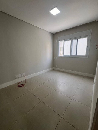 Imagem Apartamento com 2 Quartos à Venda, 75 m² em Centro - Florianópolis Imagem Apartamento com 2 Quartos à Venda, 75 m² em Centro - Florianópolis