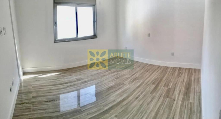 Imagem Apartamento com 3 Quartos à Venda, 134 m² em Centro - Bombinhas Imagem Apartamento com 3 Quartos à Venda, 134 m² em Centro - Bombinhas