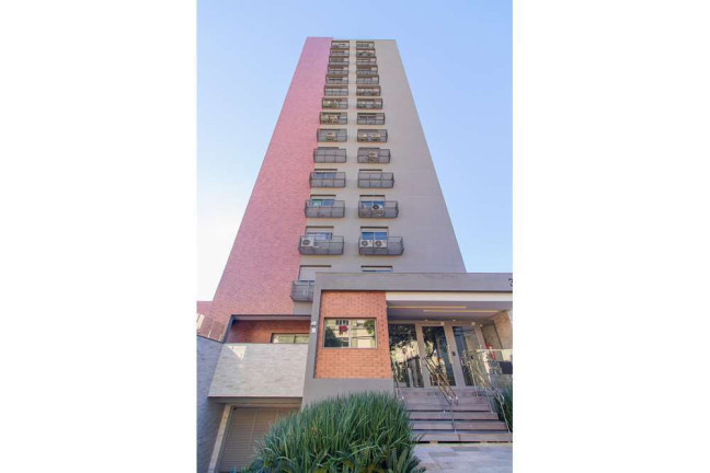 Imagem Imóvel com 2 Quartos à Venda,  em Passo Da Areia - Porto Alegre