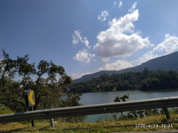 Imagem Terreno à Venda, em Centro - Mairiporã Imagem Terreno à Venda, em Centro - Mairiporã