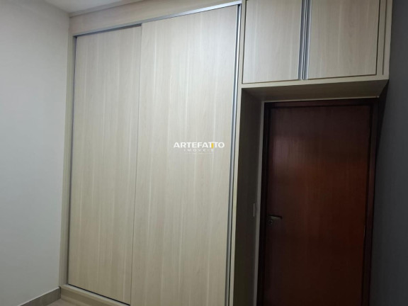 Imagem Casa com 3 Quartos à Venda, 200 m² Imagem Casa com 3 Quartos à Venda, 200 m²