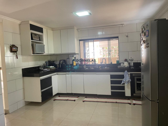 Imagem Casa com 3 Quartos à Venda, 800 m² em Setor Habitacional Vicente Pires - Brasília Imagem Casa com 3 Quartos à Venda, 800 m² em Setor Habitacional Vicente Pires - Brasília