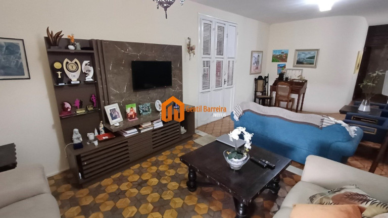 Imagem Casa com 3 Quartos à Venda, 384 m² em São Gerardo - Fortaleza Imagem Casa com 3 Quartos à Venda, 384 m² em São Gerardo - Fortaleza