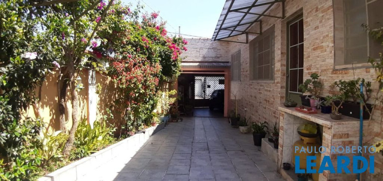 Imagem Casa com 4 Quartos à Venda, 350 m² em Vila Pinheirinho - Santo André Imagem Casa com 4 Quartos à Venda, 350 m² em Vila Pinheirinho - Santo André