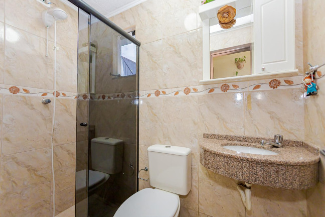 Imagem Casa com 4 Quartos à Venda, 271 m² em Santo Inácio - Curitiba Imagem Casa com 4 Quartos à Venda, 271 m² em Santo Inácio - Curitiba
