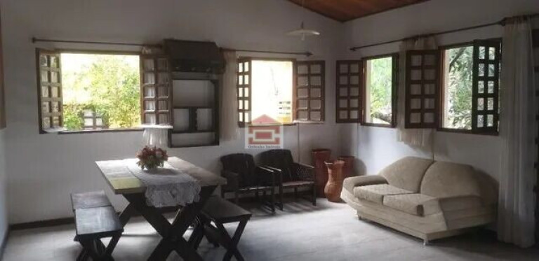 Imagem Casa com 3 Quartos à Venda, 145 m² Imagem Casa com 3 Quartos à Venda, 145 m²