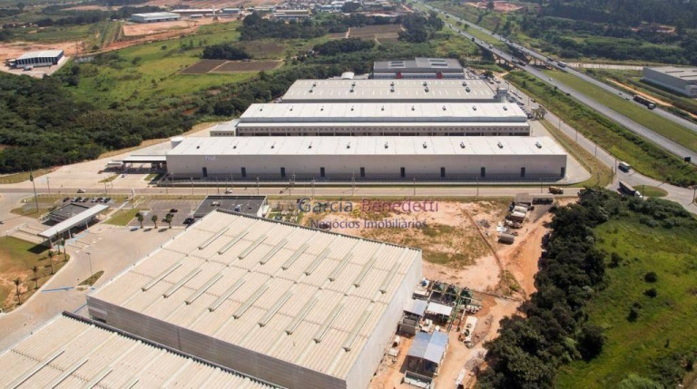 Imóvel para Alugar, 886 m² em Vila Das Hortências - Jundiaí