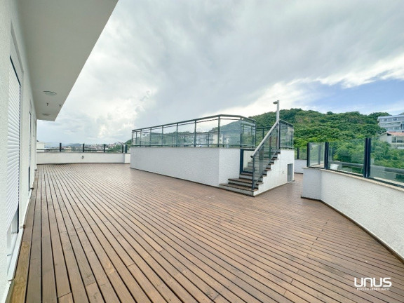 Imagem Cobertura com 3 Quartos à Venda, 268 m² em Coqueiros - Florianópolis