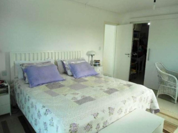 Imagem Casa com 5 Quartos à Venda, em Alphaville - Camaçari Imagem Casa com 5 Quartos à Venda, em Alphaville - Camaçari