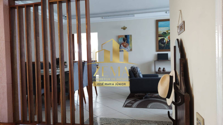 Imagem Casa com 3 Quartos à Venda, 250 m² em Vila Oliveira - Mogi Das Cruzes