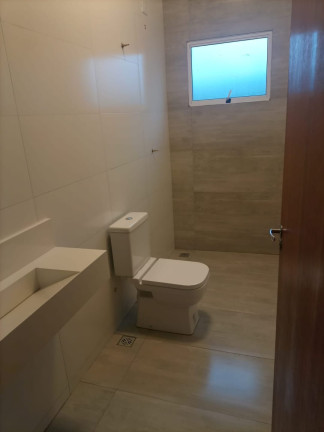 Imagem Casa de Condomínio com 3 Quartos à Venda, 170 m² em Piracangaguá - Taubaté