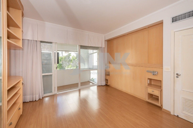 Imagem Apartamento com 4 Quartos à Venda, 283 m² em Moinhos De Vento - Porto Alegre