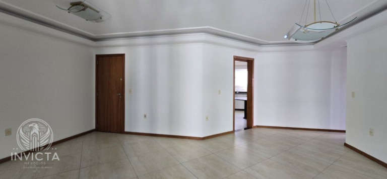 Imagem Apartamento com 3 Quartos à Venda, 115 m² em Centro - Balneário Camboriú Imagem Apartamento com 3 Quartos à Venda, 115 m² em Centro - Balneário Camboriú