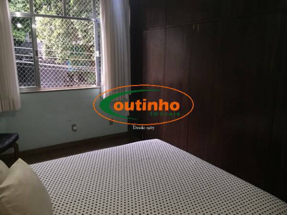 Imagem Casa com 5 Quartos à Venda, 287 m² em Tijuca - Rio De Janeiro Imagem Casa com 5 Quartos à Venda, 287 m² em Tijuca - Rio De Janeiro