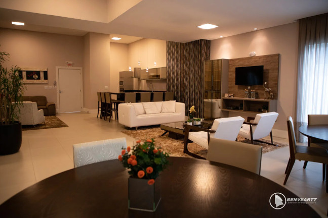 Imagem Apartamento com 3 Quartos à Venda, 134 m² em Centro - Balneário Camboriú Imagem Apartamento com 3 Quartos à Venda, 134 m² em Centro - Balneário Camboriú