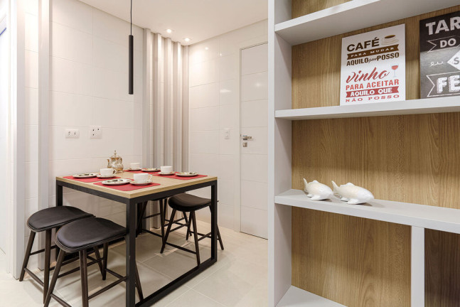 Imagem Imóvel com 3 Quartos à Venda,  em Ahú - Curitiba