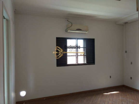 Imagem Sobrado com 5 Quartos à Venda, 210 m² em Vila Assunção - Santo André Imagem Sobrado com 5 Quartos à Venda, 210 m² em Vila Assunção - Santo André