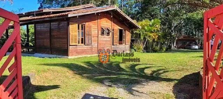 Imagem Chácara com 2 Quartos à Venda, 3.000 m² em Dos Pessegueiros - Extrema