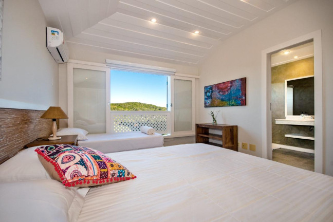 Imagem Casa com 6 Quartos à Venda, 850 m² em Ferradura - Armação Dos Búzios Imagem Casa com 6 Quartos à Venda, 850 m² em Ferradura - Armação Dos Búzios