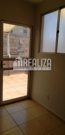 Imagem Cobertura com 2 Quartos para Alugar, 70 m² em Santa Maria - Uberaba Imagem Cobertura com 2 Quartos para Alugar, 70 m² em Santa Maria - Uberaba