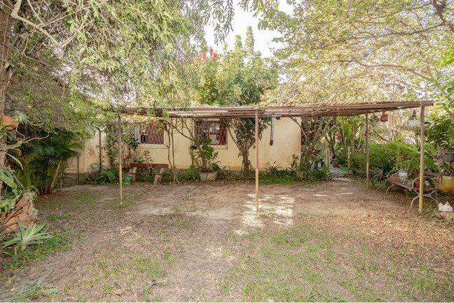 Imagem Casa com 4 Quartos à Venda, 130 m² em Espírito Santo - Porto Alegre Imagem Casa com 4 Quartos à Venda, 130 m² em Espírito Santo - Porto Alegre