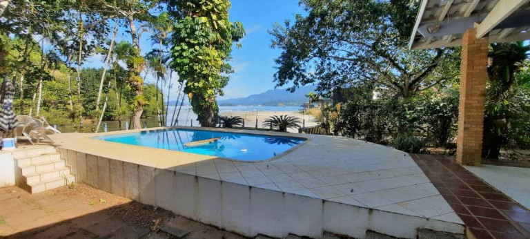Imagem Casa com 4 Quartos para Alugar, 200 m² em Tabatinga - Caraguatatuba Imagem Casa com 4 Quartos para Alugar, 200 m² em Tabatinga - Caraguatatuba
