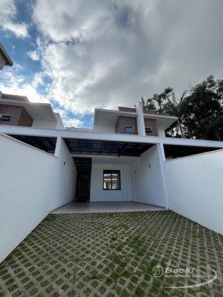Casa com 3 Quartos à Venda, 160 m² em Atiradores - Joinville