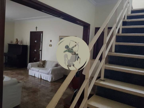 Sobrado com 3 Quartos à Venda, 200 m² em Gonzaga - Santos