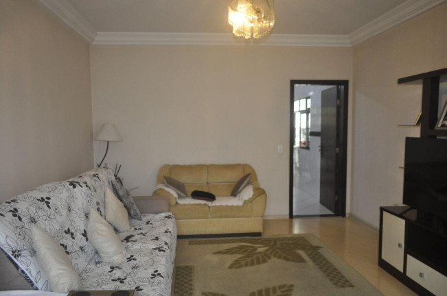 Imagem Casa com 3 Quartos à Venda, 180 m² em Alto Boqueirão - Curitiba